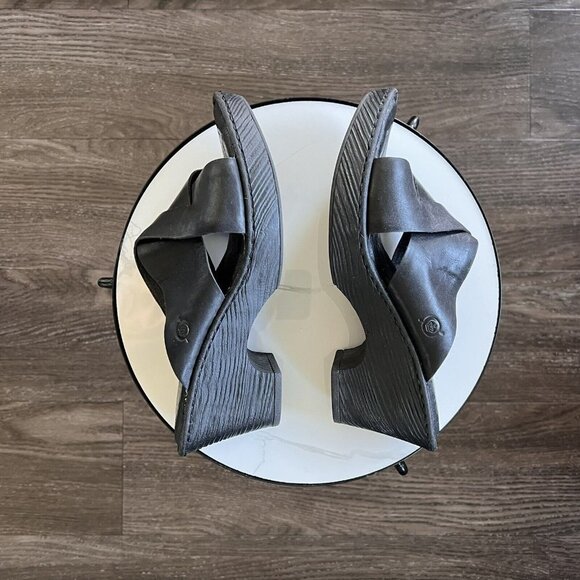 Born Sandal Coney Platform Slide Cross Straps F23703 Black Leather Size 9M​​​ - Picture 3 of 5